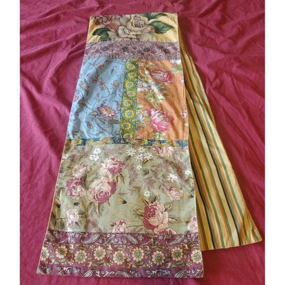 Table Runner‎ Floral Roses Patchwork 71x13 Cottage Core 100% Cotton